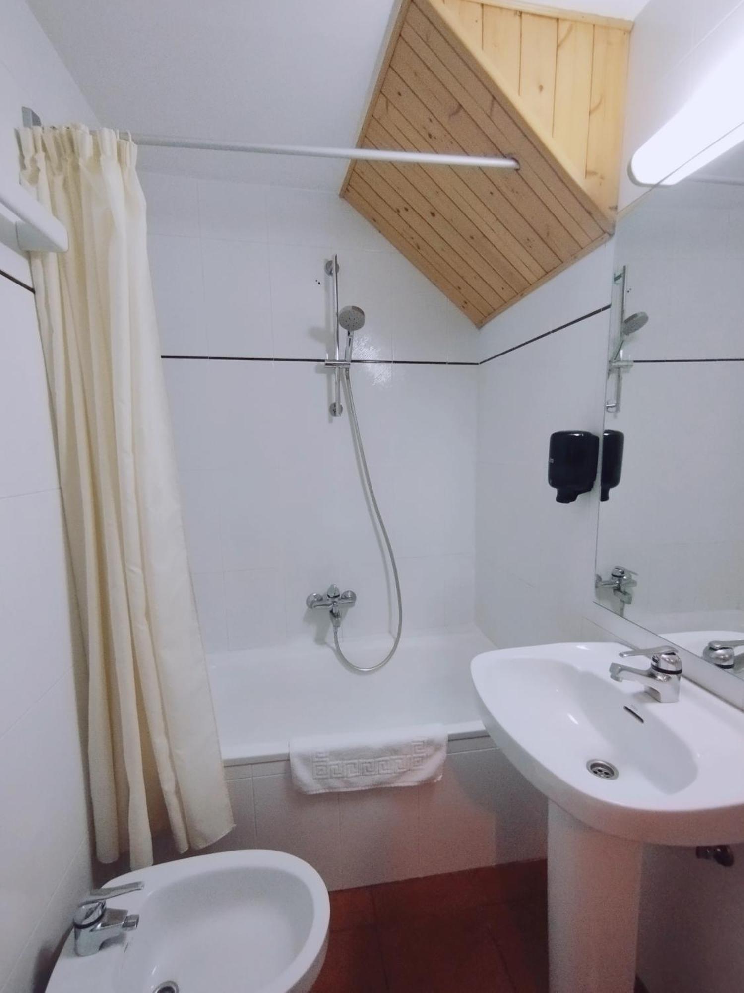 Hotel Ostau D'Oc Βιέλα Εξωτερικό φωτογραφία
